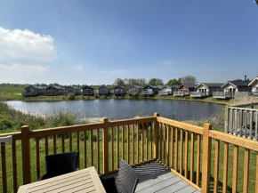 Low Lake Lodge